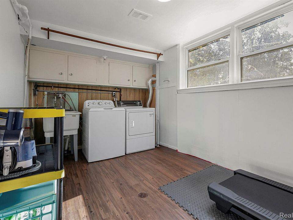 21102 Knudsen Dr, photo 23