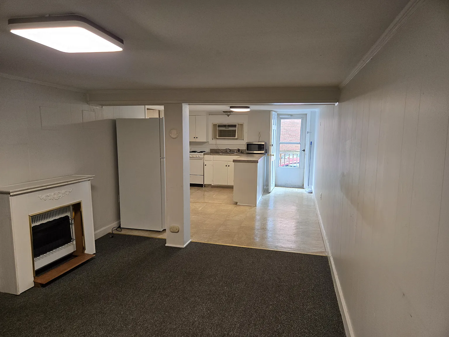 2 bed, 600 sqft, $1,200 — Photo 1