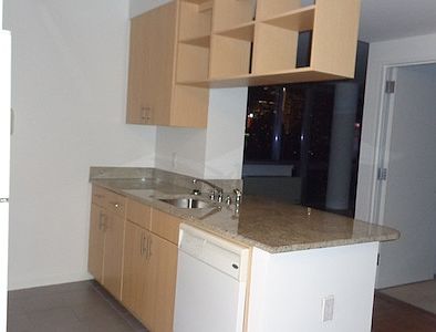 1st image of 510 W 52nd St APT 22L