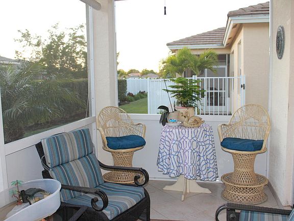 Home For Sale In Lake Forest Pointe