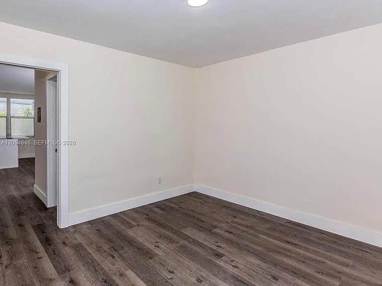 1140 71st St #2 — Photo 8