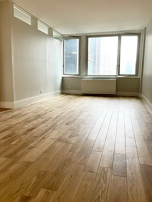 Rented by Elite View Realty Inc | media 3