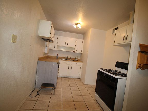 2nd image of 6032 Tejas Dr