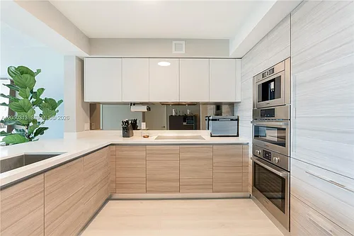 330 Sunny Isles Blvd Photo 1