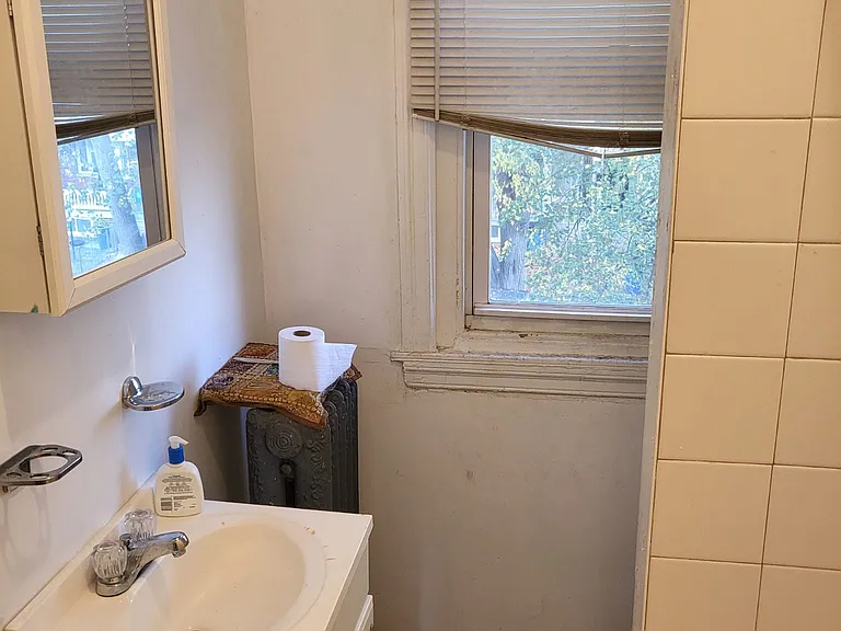 6210 W Stiles St — Photo 23