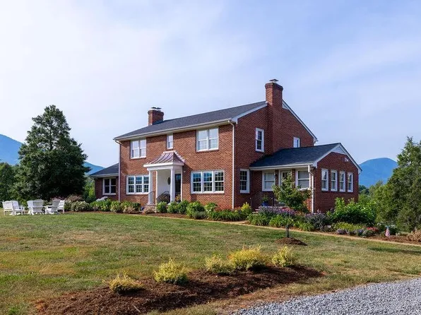 744 Level Green Rd, Roseland, VA 22967