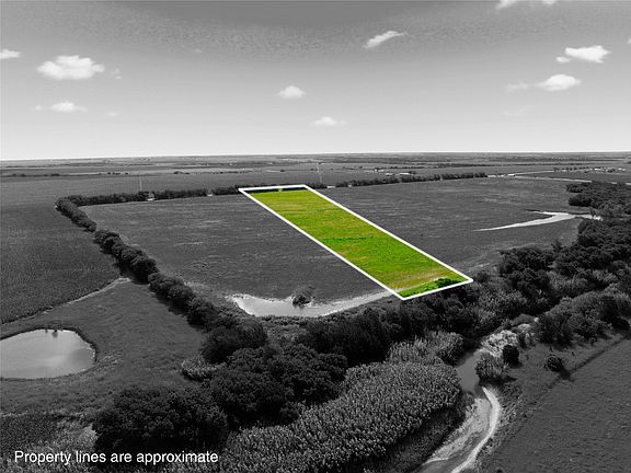 2nd image of TRACT 6th Cres #3204