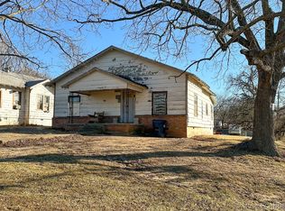 823 W 4th St, Ada, OK 74820