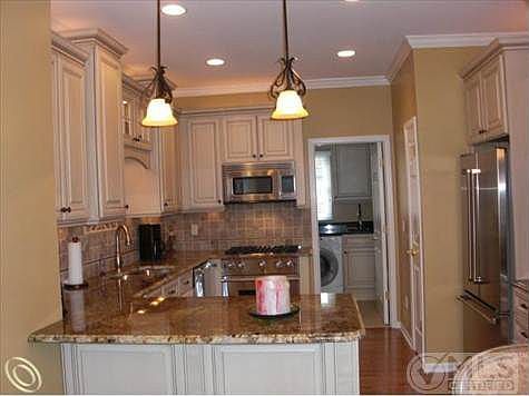 Kitchen 2