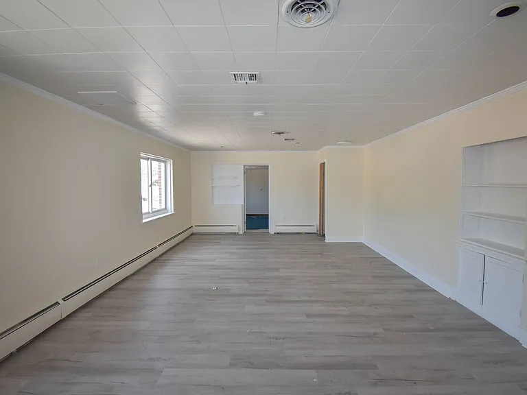540 High St — Photo 3