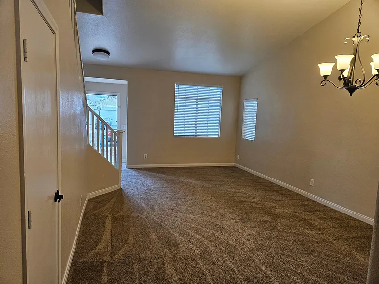 2418 Paradise Isle Ave — Photo 7