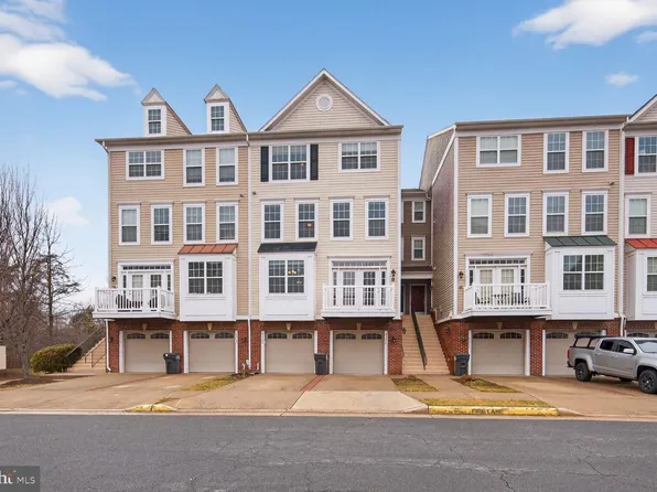 45726 Winding Branch Ter, Sterling, VA 20166