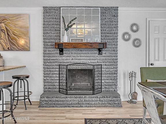 5th image of 48 Fairglen Dr