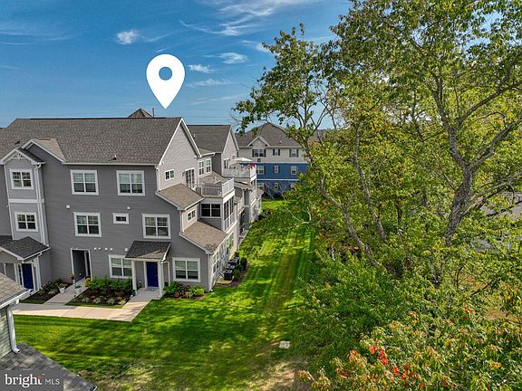 2nd image of 24533 Merlot Dr