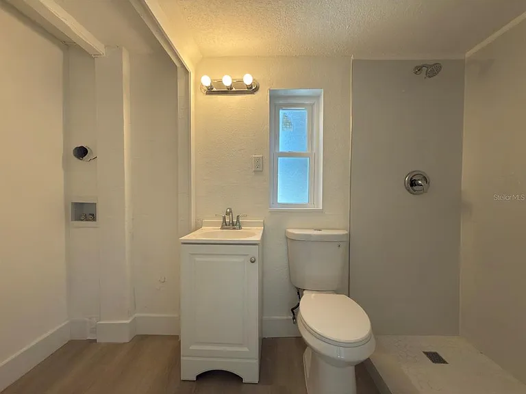 401 E Columbus Dr #2 — Photo 11