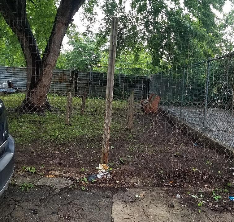 2nd image of 2337 N Orianna St