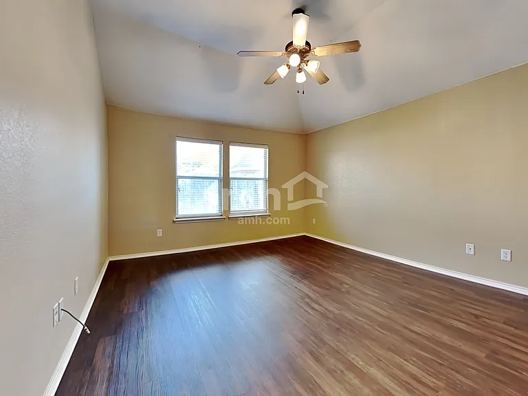 6732 Chalk River Dr — Photo 10