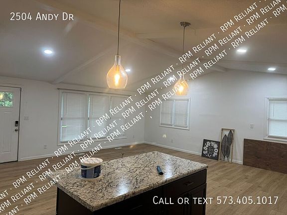 3rd image of 2504 Andy Dr
