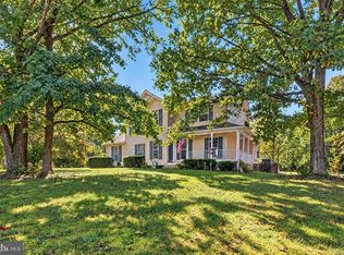 6570 Horseshoe Dr, La Plata, MD 20646