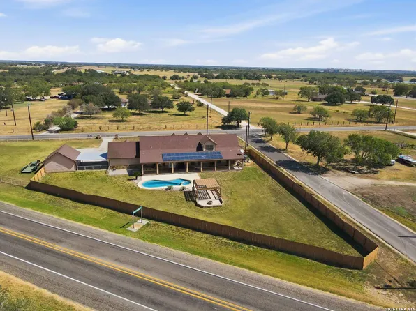 14838 St Hedwig, St Hedwig, TX 78152