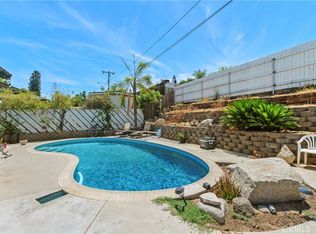 726 W Hacienda Dr, Corona, CA 92882