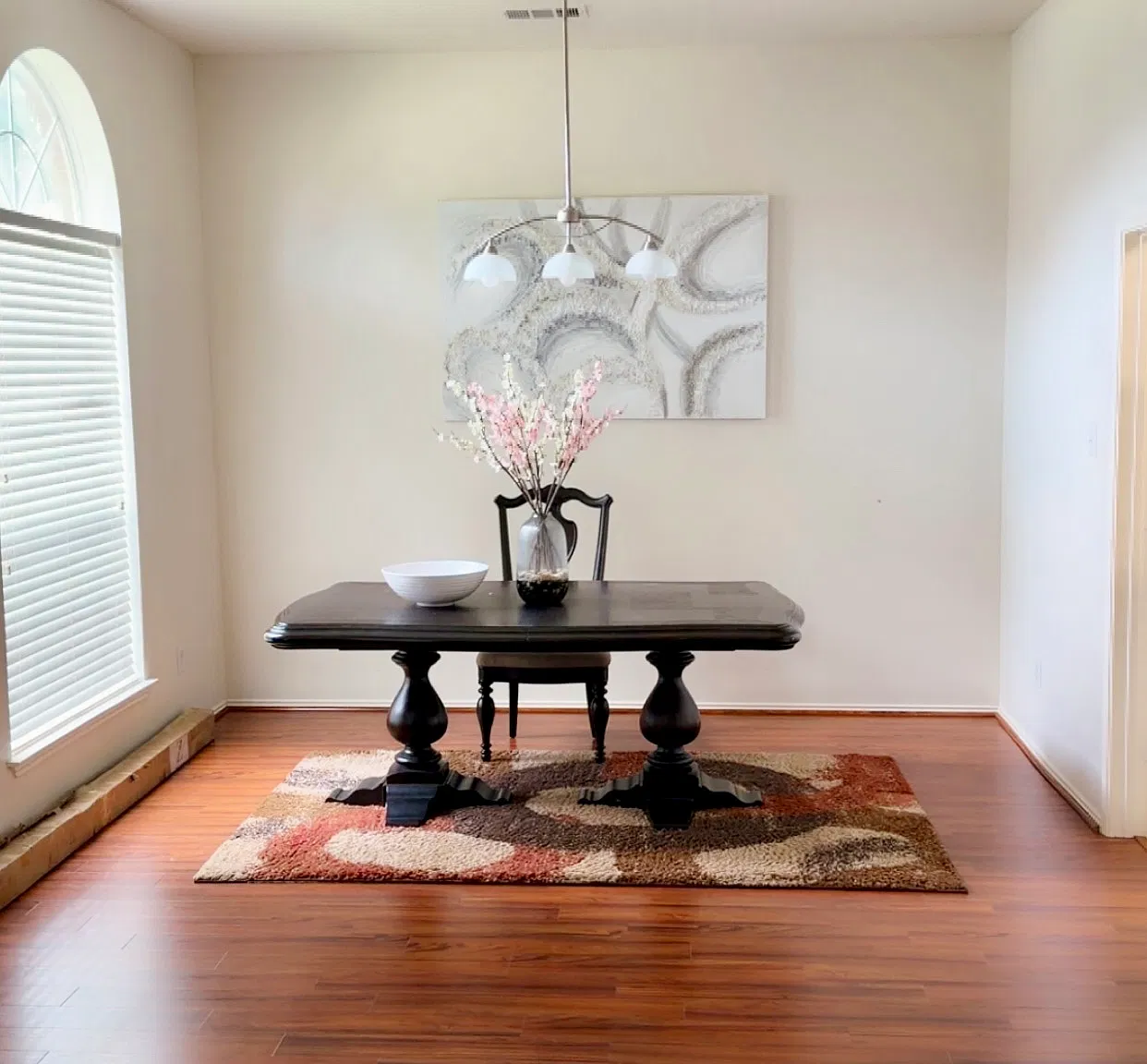 4 bed, 2209 sqft, $2,700 — Photo 3