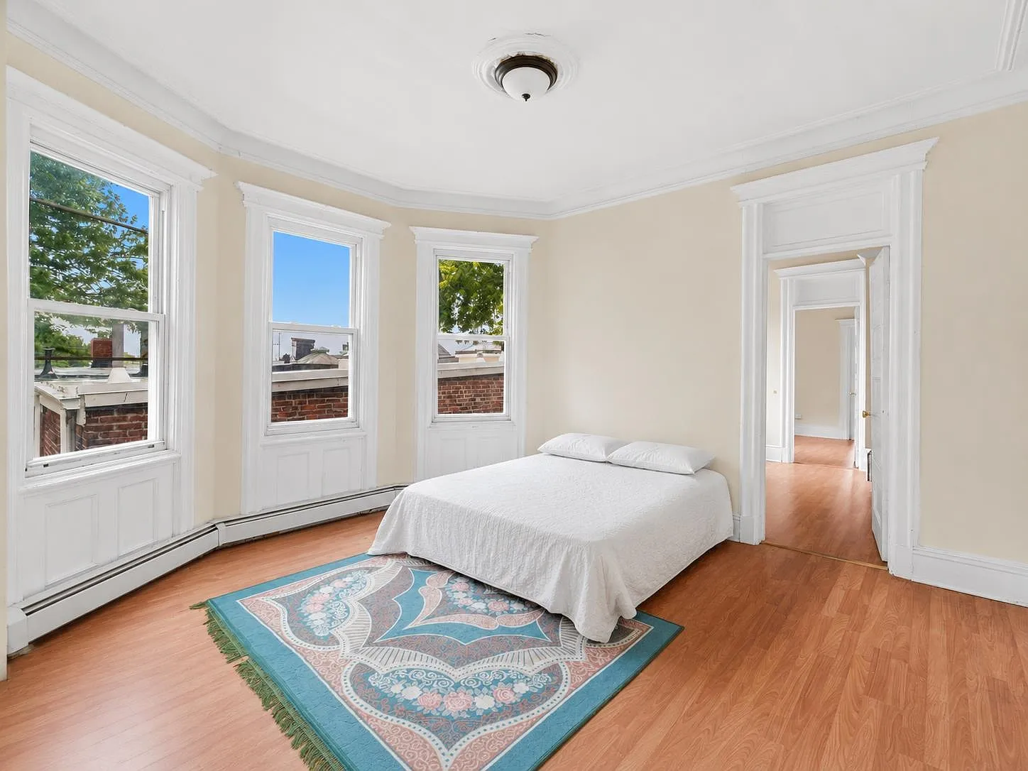3 bed, 1.0 bath, $2,000 — Photo 3