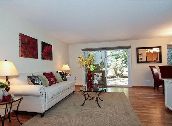 4th image of 321 Poe St