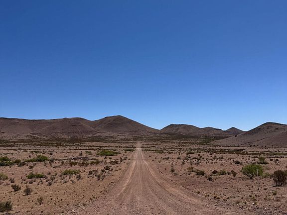 4th image of 663 Willow Springs Ranch Rd