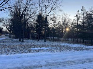 132 N College St, Adams, WI 53910