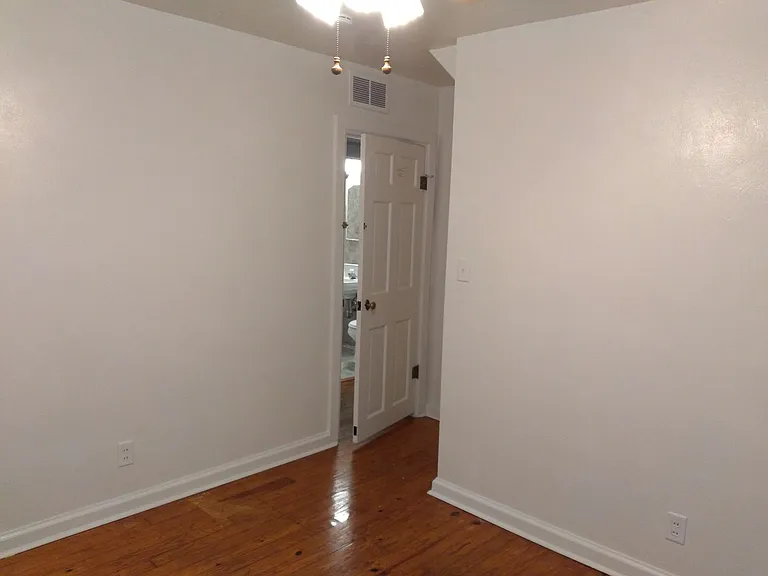 3000 W Devon Rd — Photo 12
