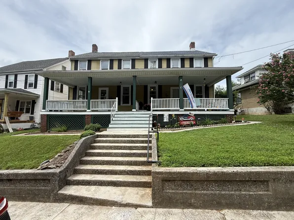 22 Glen Ave, Glen Rock, PA 17327