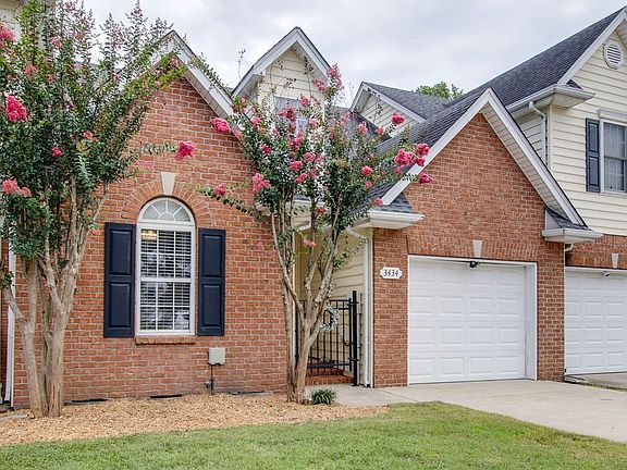 2nd image of 3434 Regency Park Dr