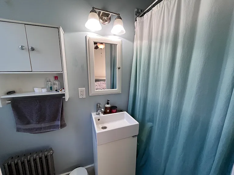 519 Coit Ave NE #2 — Photo 4