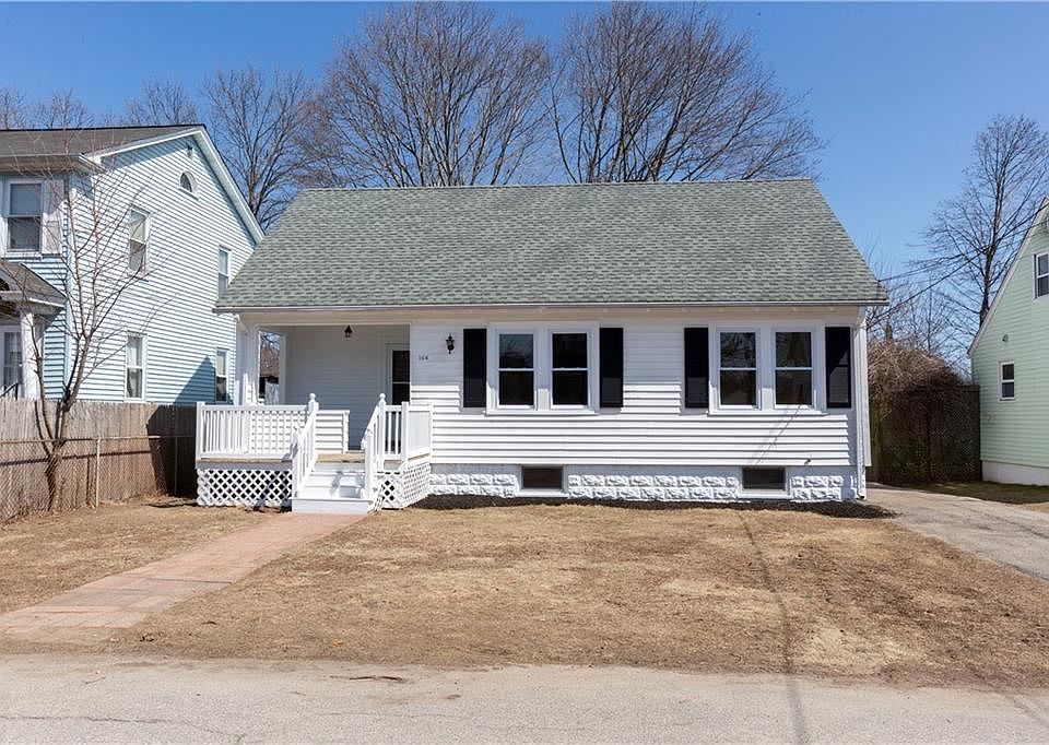 1st image of 164 Harrington Ave