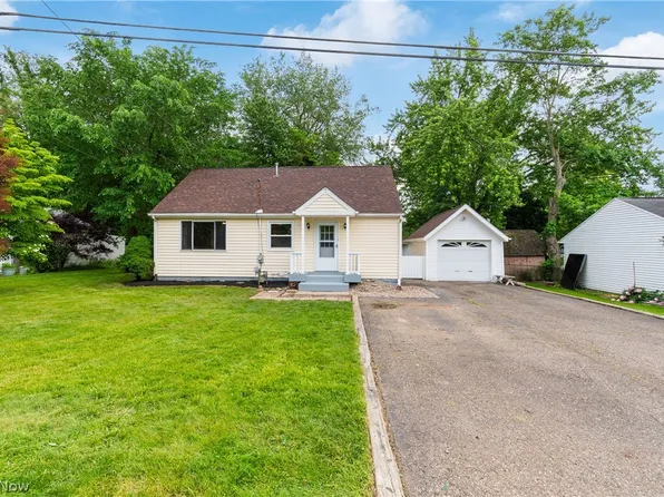 364 Sewell Ave, Akron, OH 44319