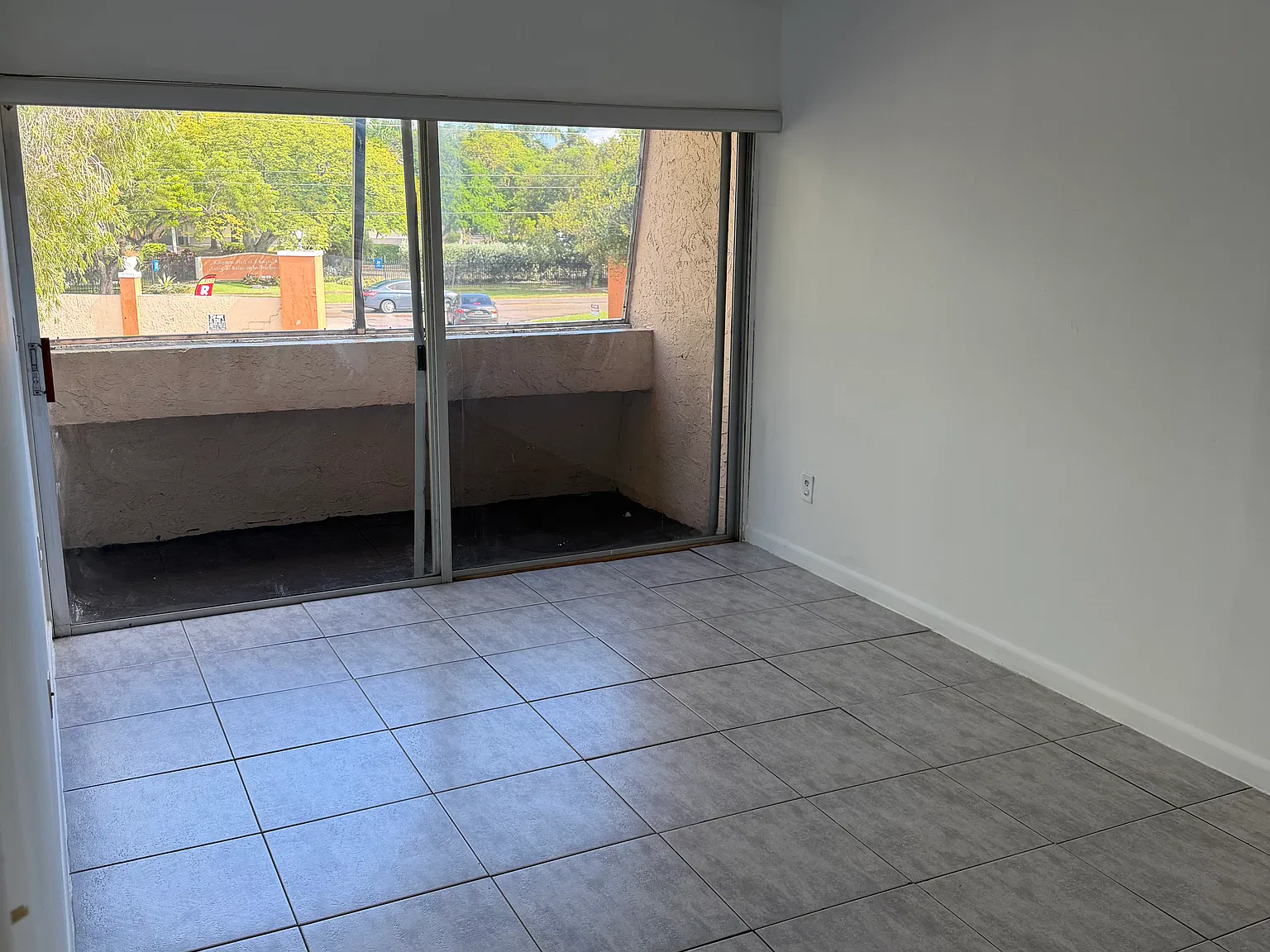 2 bed, 856 sqft, $1,700 — Photo 4