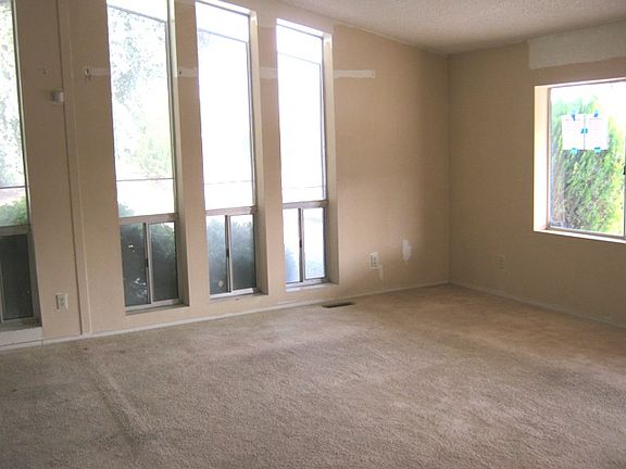 3rd image of 24970 Wendell Dr