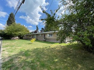 46482 Brooks Ave #1B, Chilliwack, BC V2P1C7