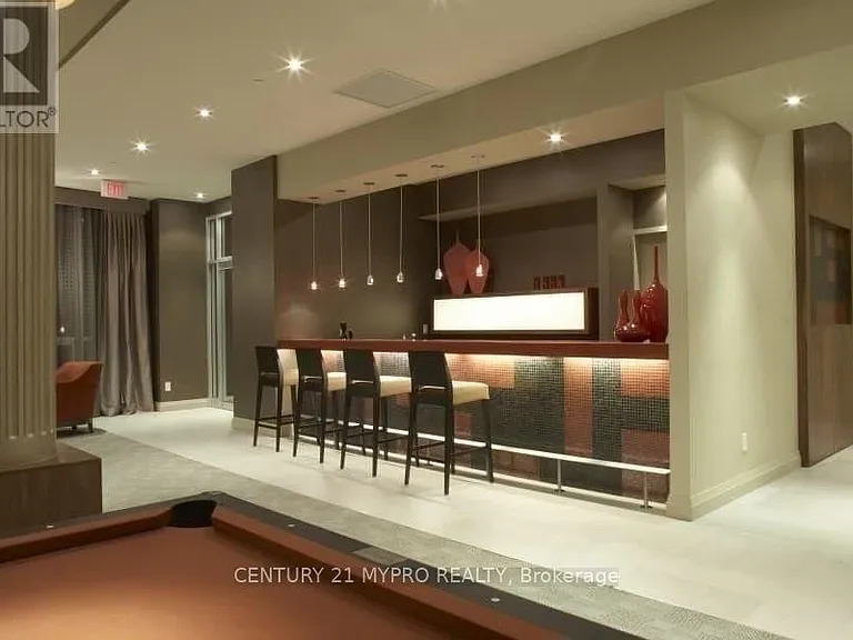 763 Bay St #1114 — Photo 19