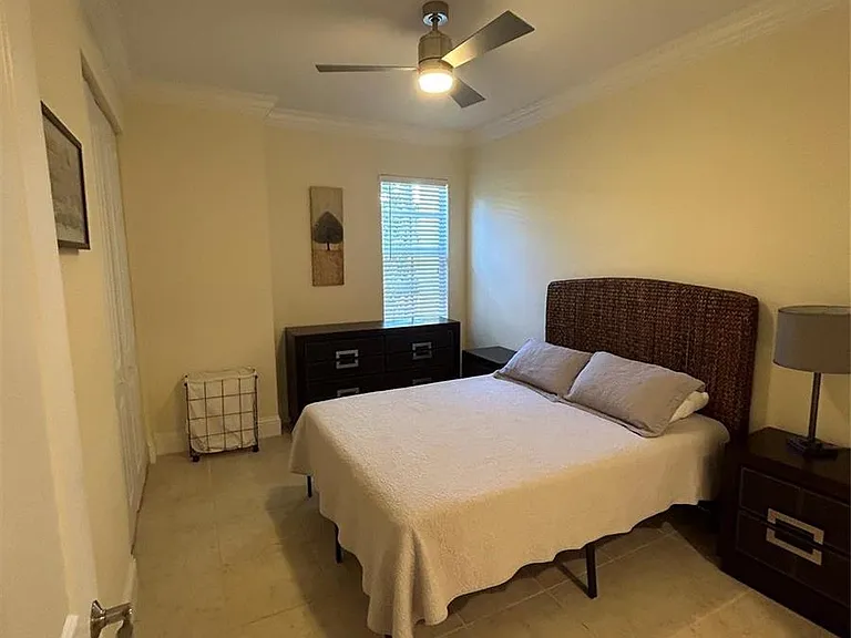 226 N Latitude Cir #205 — Photo 8