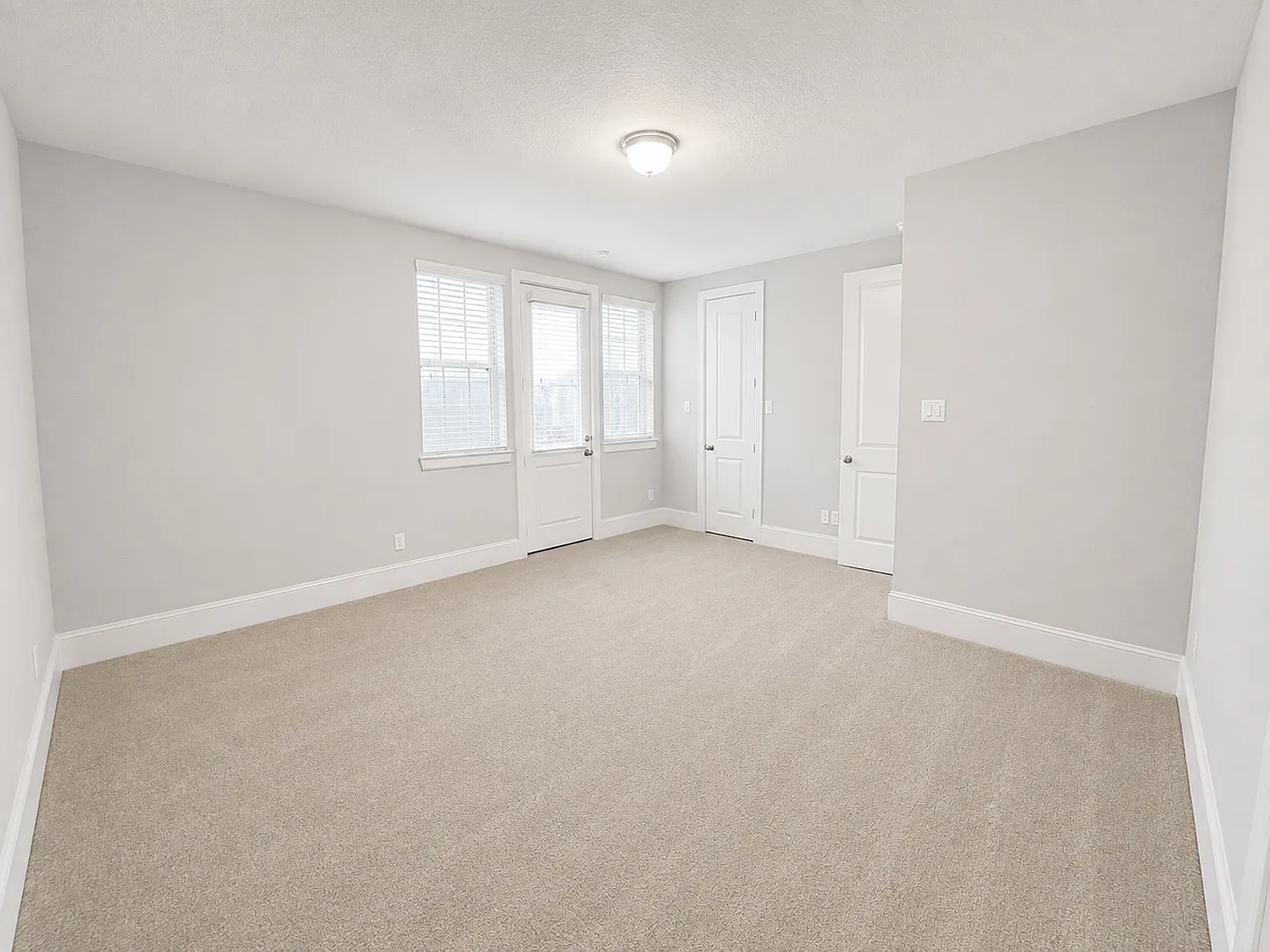 3 bed, 3.5 bath, 2409 sqft, $3,095 — Photo 4