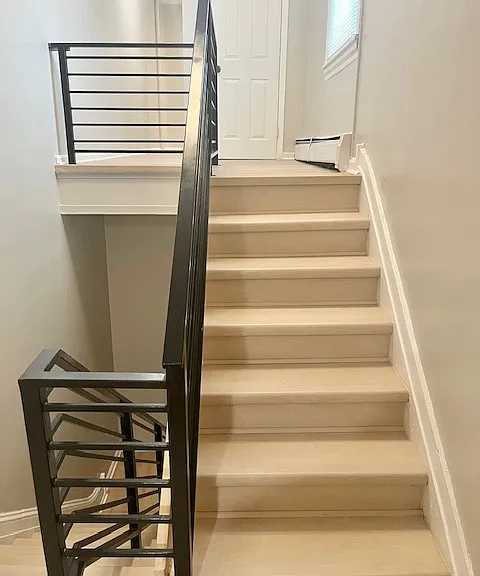 708 N Franklin St #3 — Photo 14