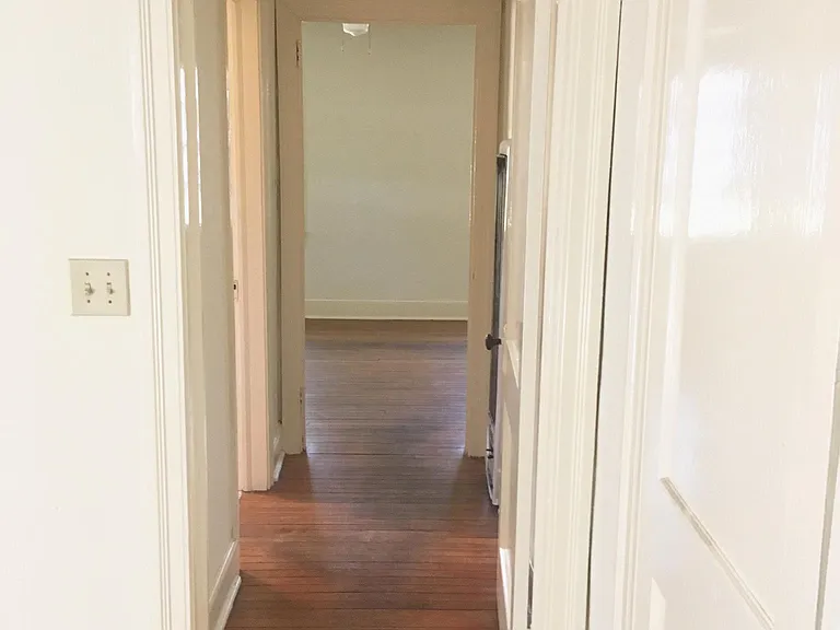 1069 Poplar Blvd — Photo 5