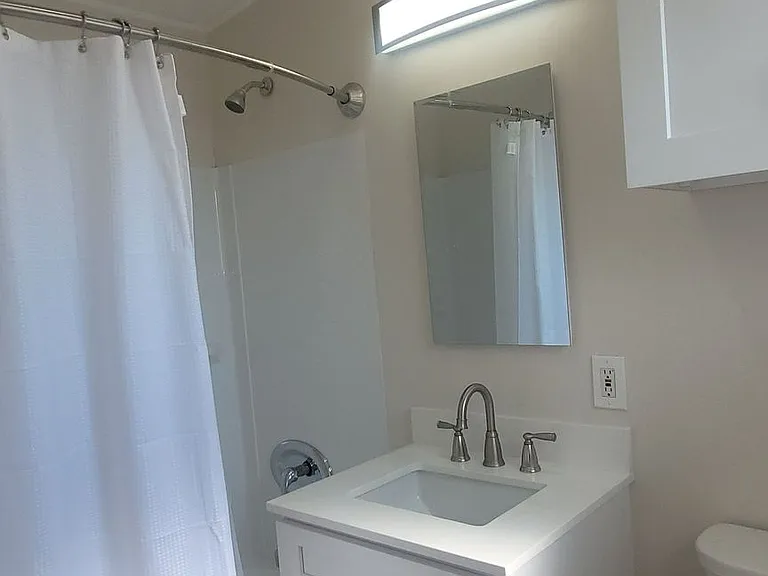 Courtyard Apartments — Photo 30