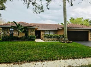 9860 NW 10th Ct, Plantation, FL 33322