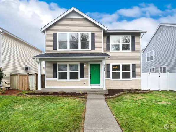 2220 Forrest Street, Dupont, WA 98327