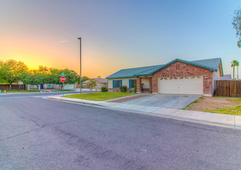 1st image of 2832 E Carla Vista Ct