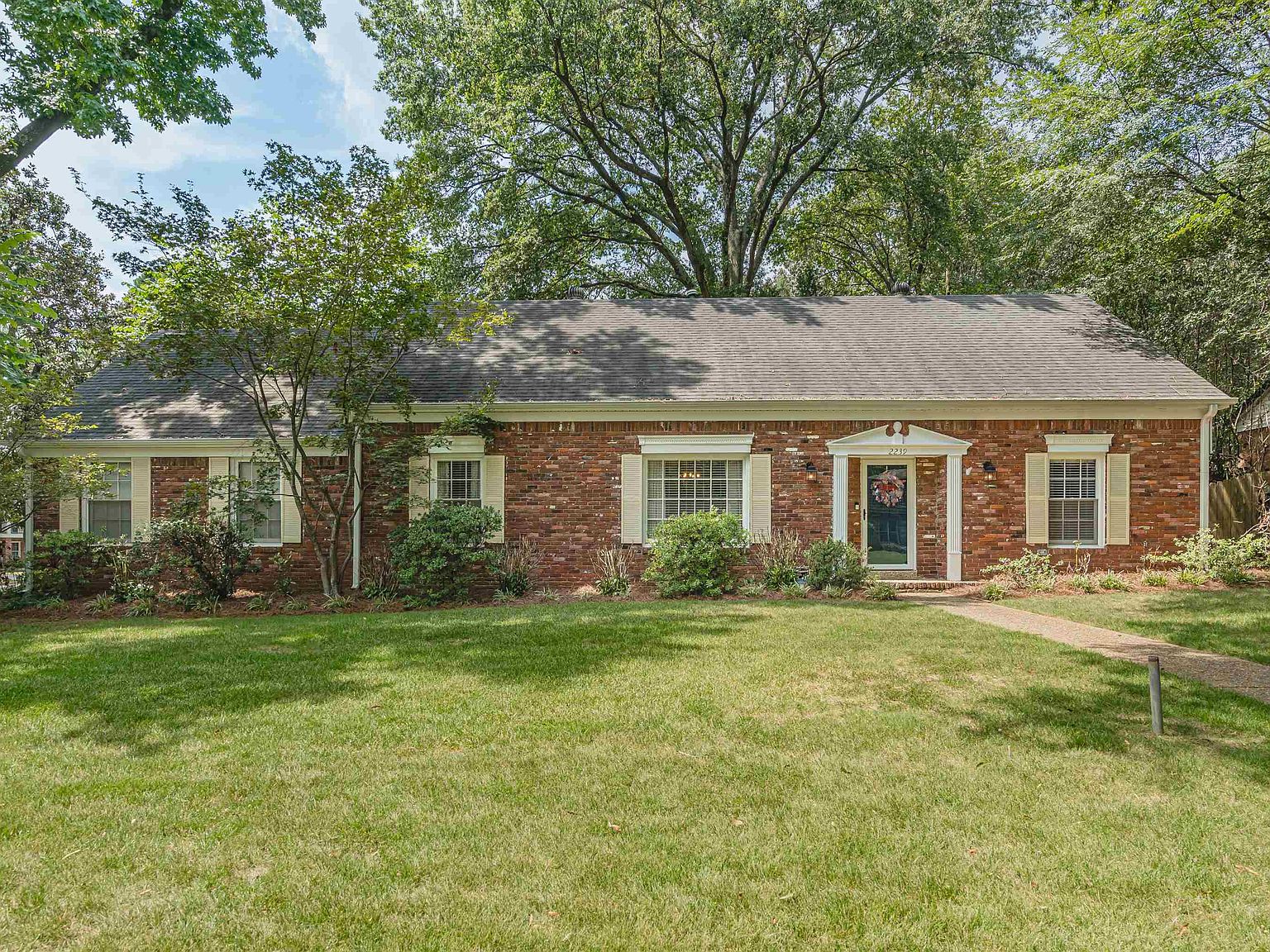 2239 Howard Rd, Germantown, TN 38138 Zillow