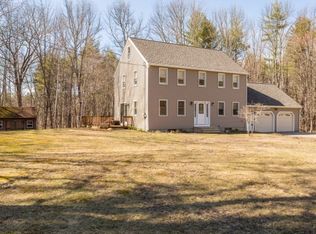 12 Plumer Ln, Lee, NH 03861